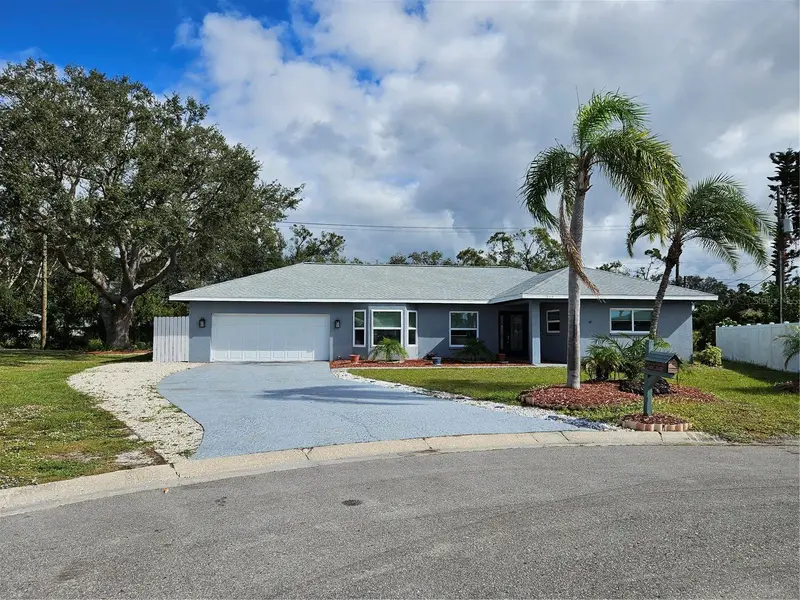 272 Malvern Dr, FL