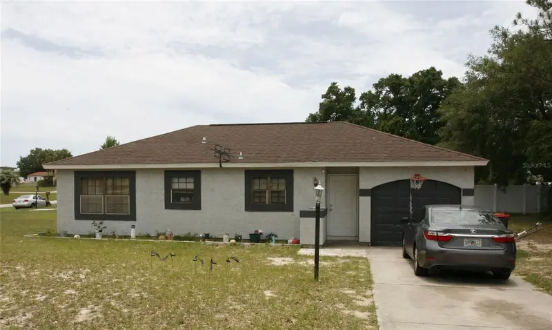 314 Oak Track Pass, FL