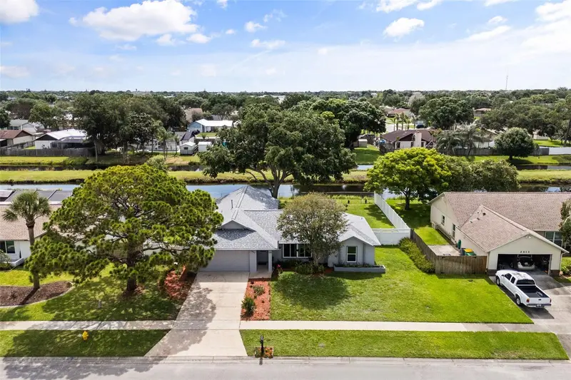 2427 Nobility Ave, FL
