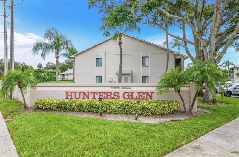 2067 Hunters Glen Dr #312, FL