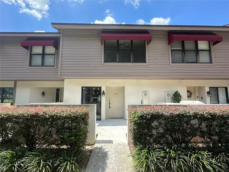 717 Oak Park Pl, FL
