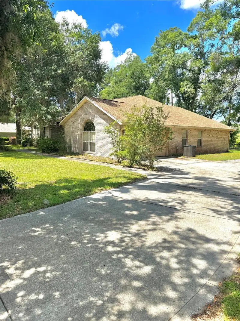 571 Nw Zack Dr, FL