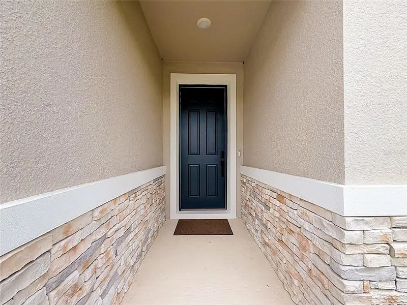 147 Waterstone Loop, FL