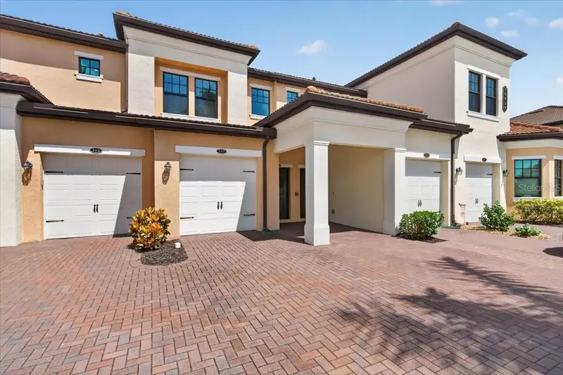 10059 Crooked Creek Dr #202, FL
