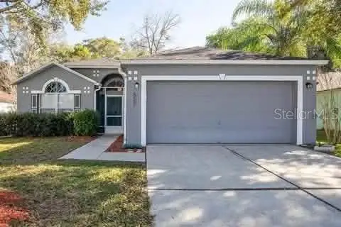 527 Dominish Estates Dr, FL