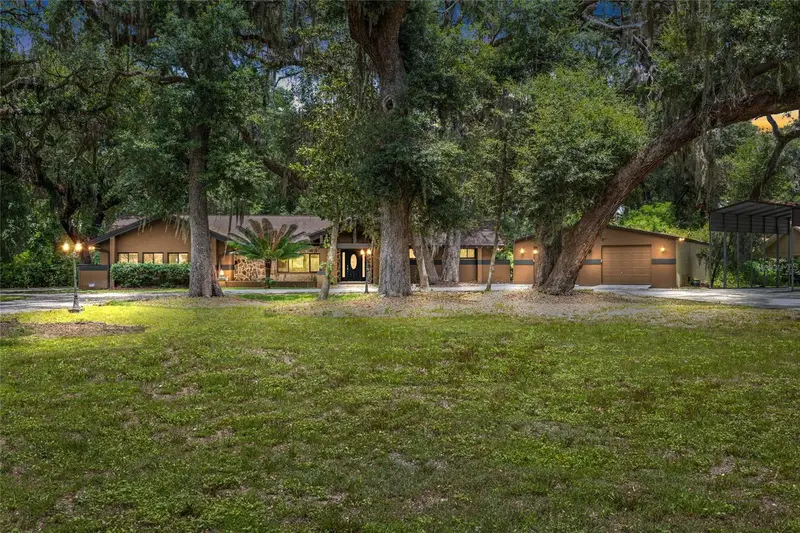 181 N Smokey Mountain Rd, FL