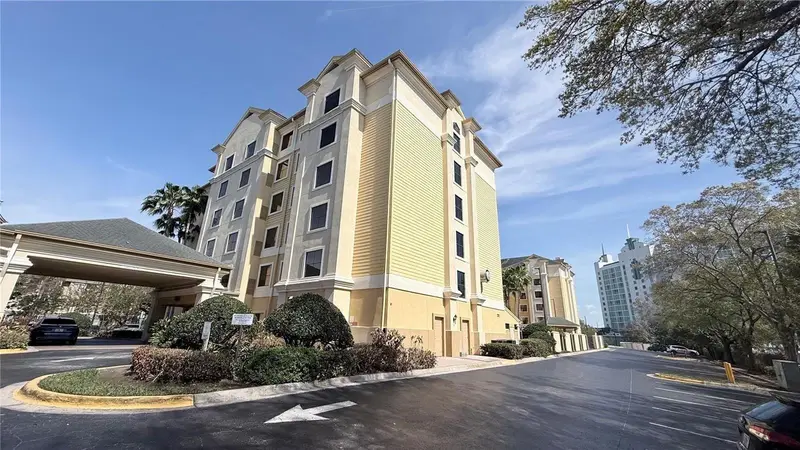 7601 Canada Ave #515, FL
