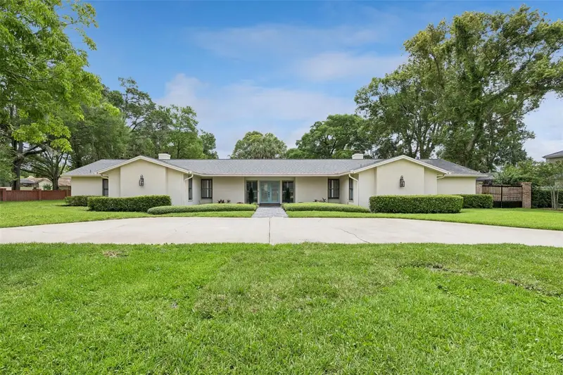 201 Live Oak Ln, FL