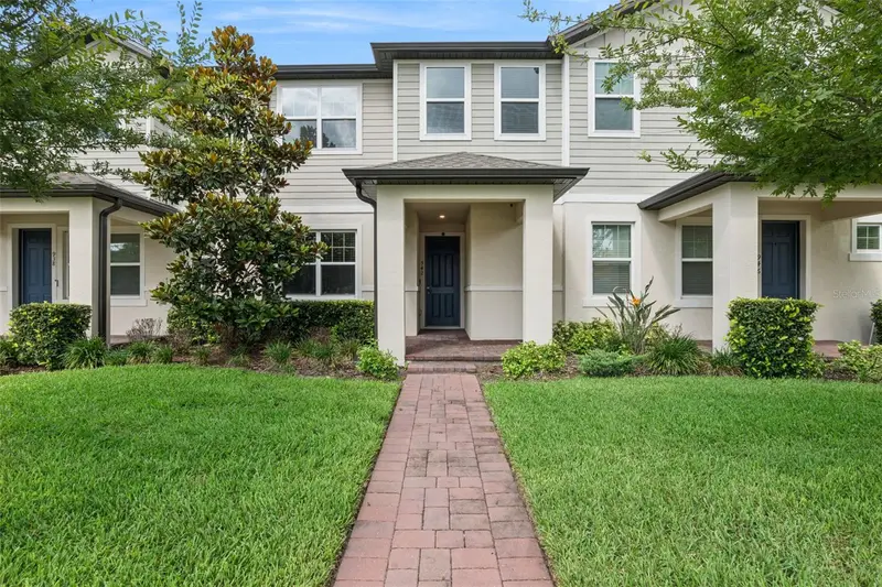942 Legacy Winds Way, FL