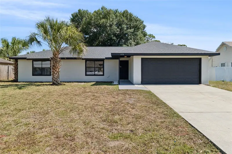 1374 Pakenham St Nw, FL
