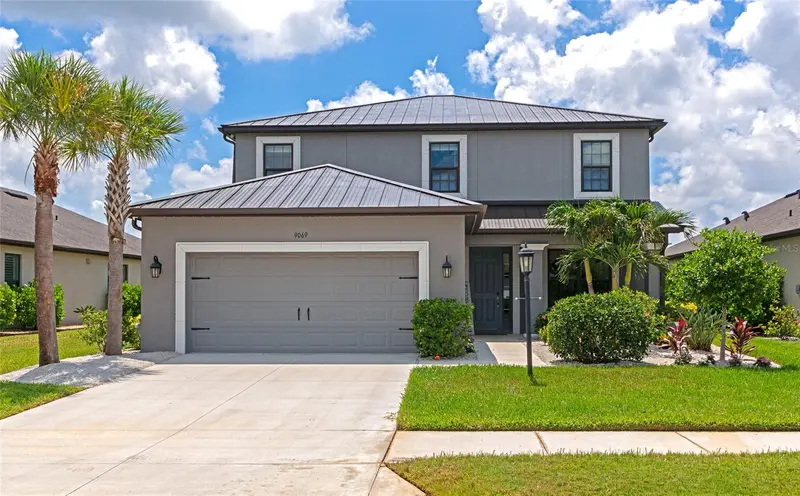 9069 Luna Ln, FL
