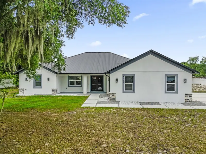 2510 Lake Front Dr, FL