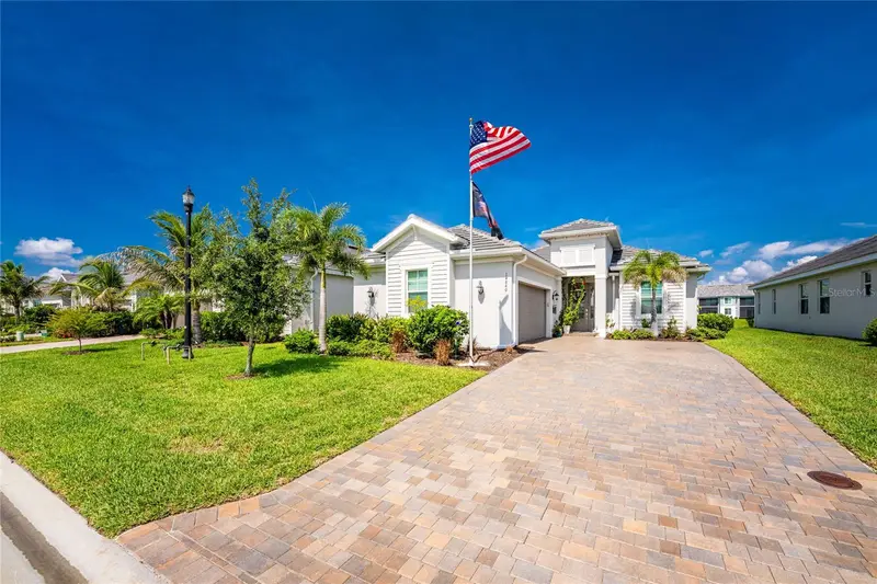 14840 Redbud Ln, FL