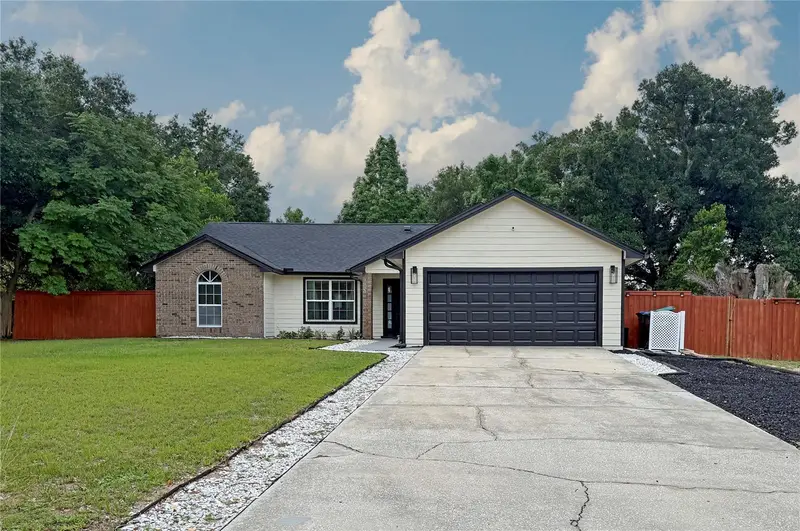 7321 Lazy Hill Dr, FL