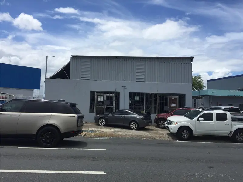 1710 Las Lomas Dev. Jesus T. Pinero Ave., PR