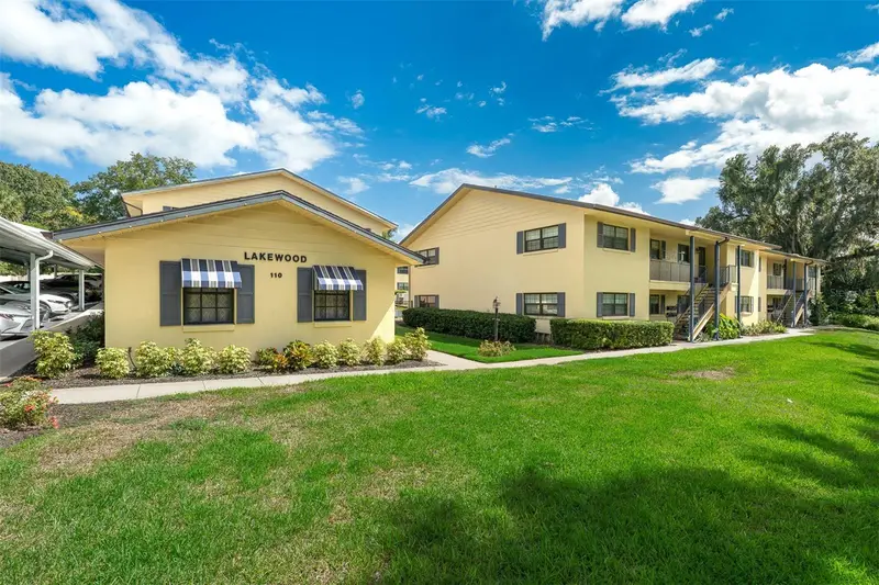 110 N Tremain St #209, FL