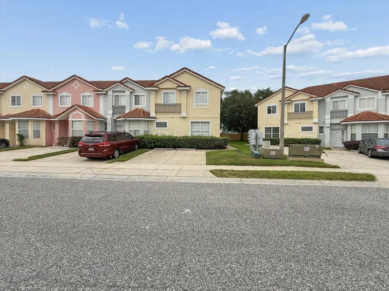 1302 S Beach Cir, FL