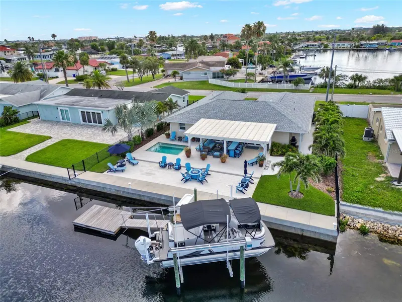 5315 Bowline Bnd, FL