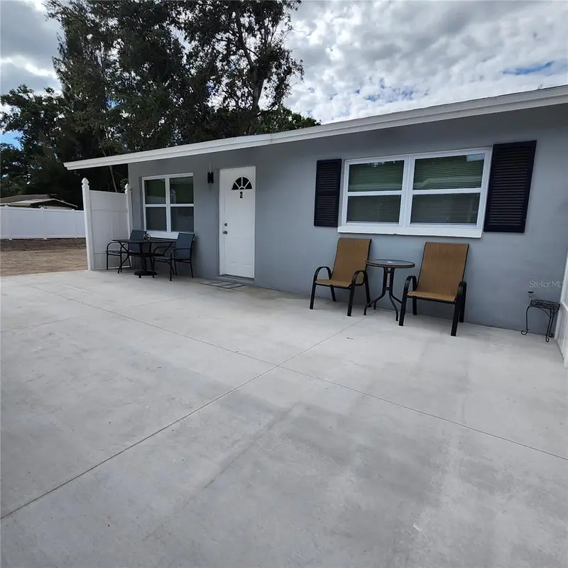 15414 Avalon Ave #2, FL