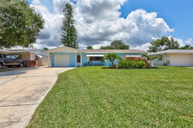 7687 117th St, FL