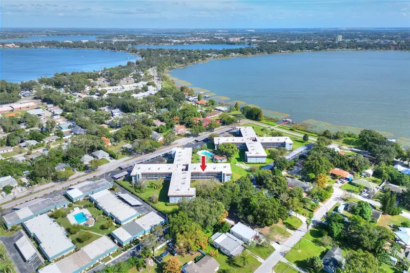 333 Lake Howard Dr Nw #312b, FL