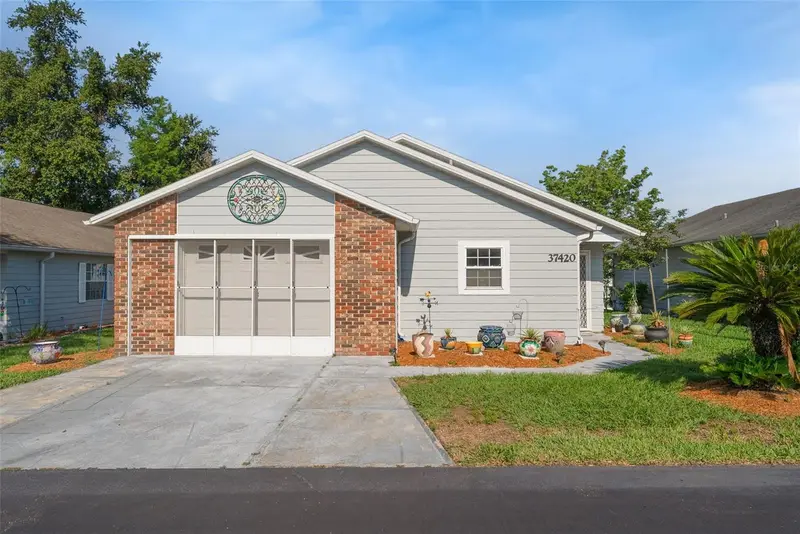 37420 Teaberry Loop, FL