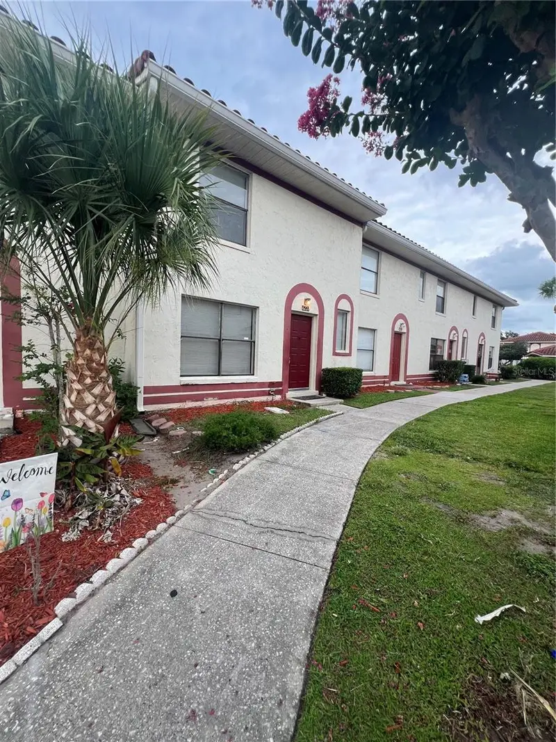 6231 Yorktown Dr #140, FL