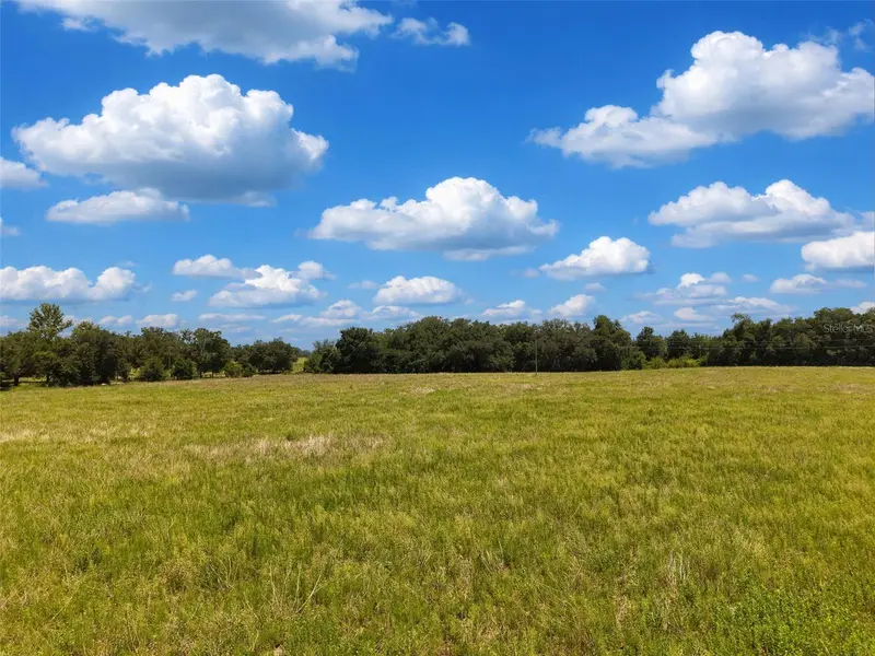 000 Se 200 Ave Se, FL