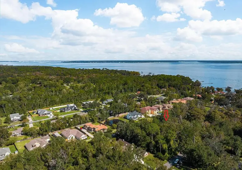 Riverwood Dr, FL