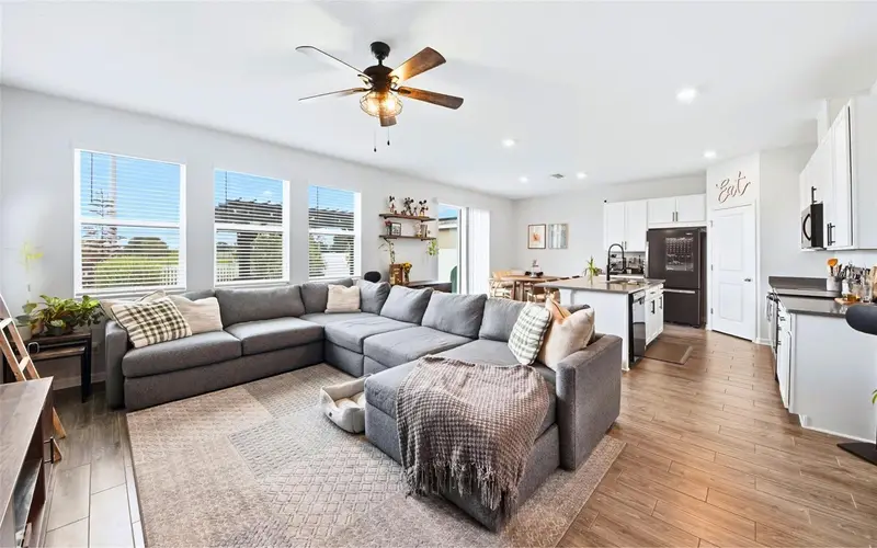 11873 Brighton Knoll Loop, FL