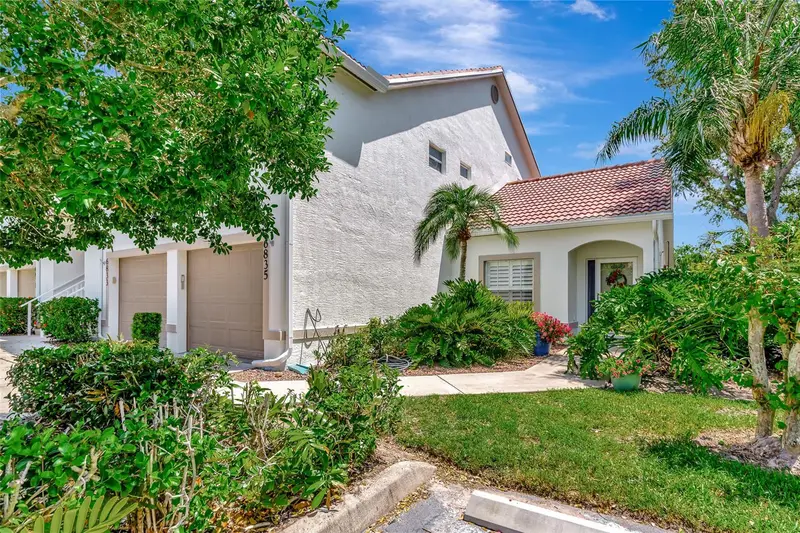6835 Fairview Ter #6835, FL