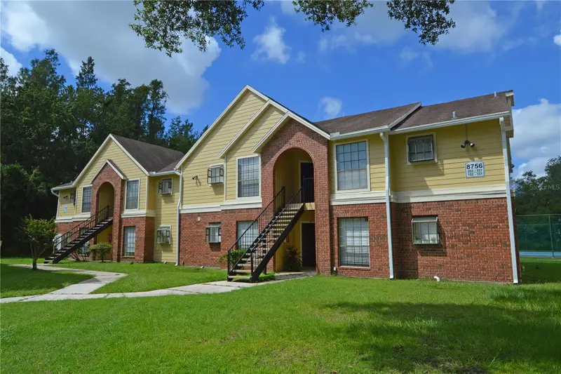 8754 Mallard Reserve Dr #202, FL