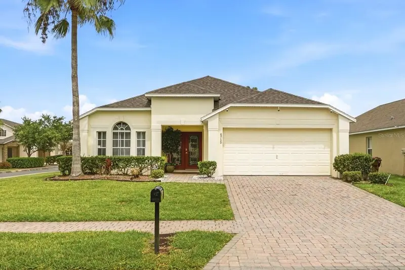 4715 Cumbrian Lakes Dr, FL