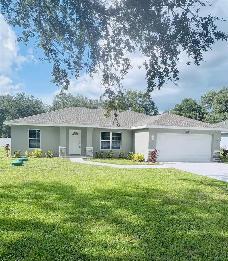 9337 Se Highway 42, FL