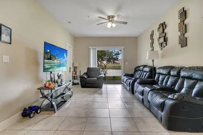3702 Palm Desert Ln #5414, FL