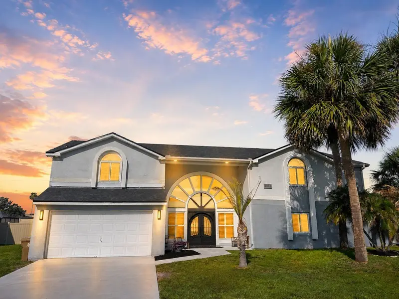 2484 Albany Dr, FL
