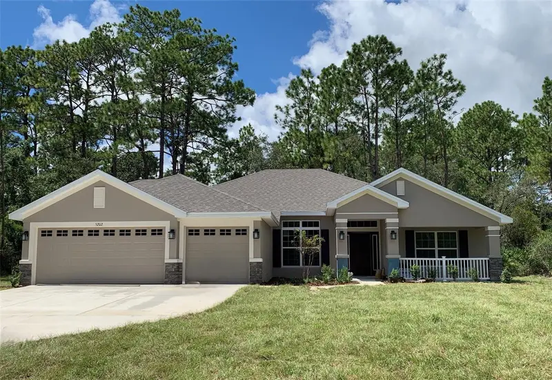 5202 N Allamandra Dr, FL