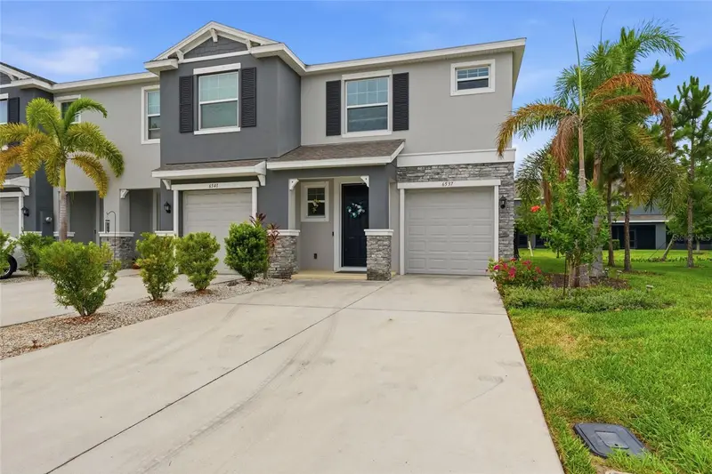 6537 Serenity Fall Ln, FL