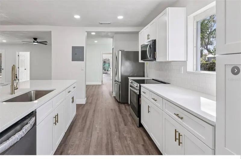 6709 Hill Top Rd, FL