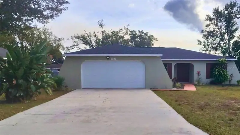 437 Short Dr, FL