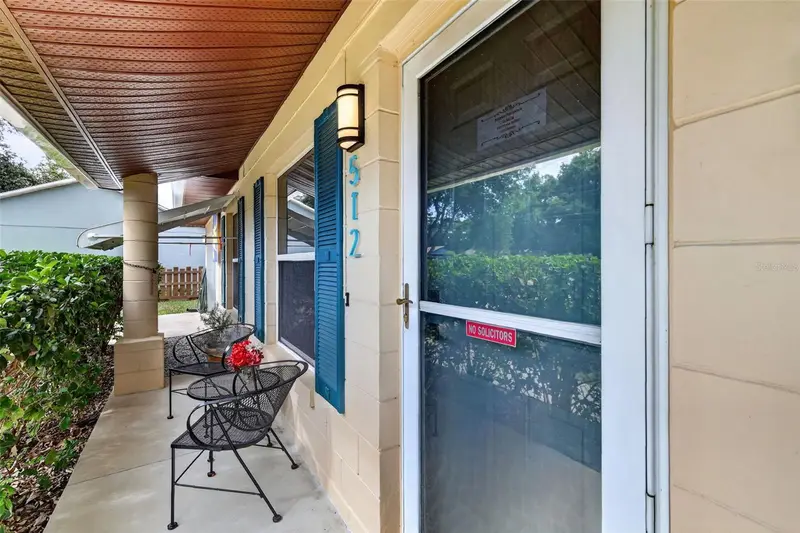 512 Highland Dr, FL