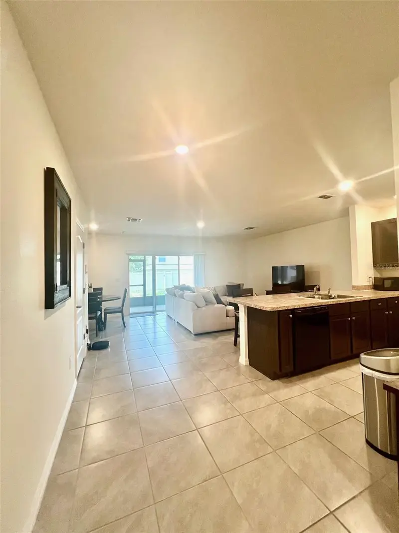 9033 Alba Ln, FL
