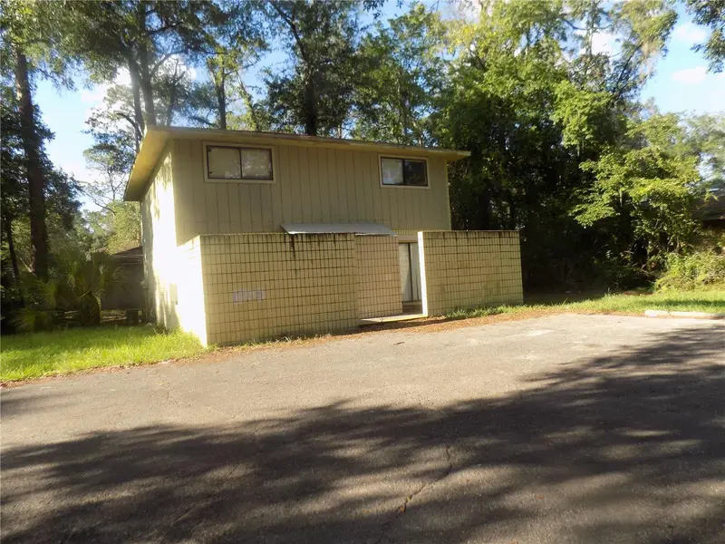 713 Sw 69 St, FL
