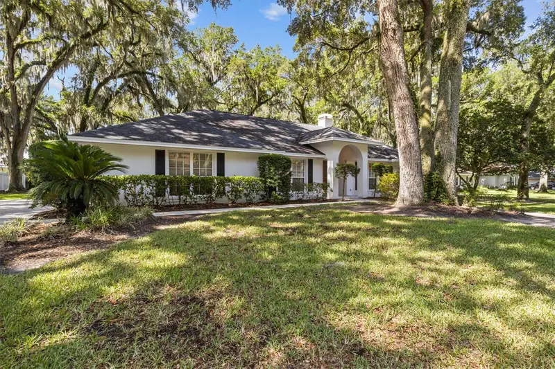 1142 Longwood Oaks Blvd, FL