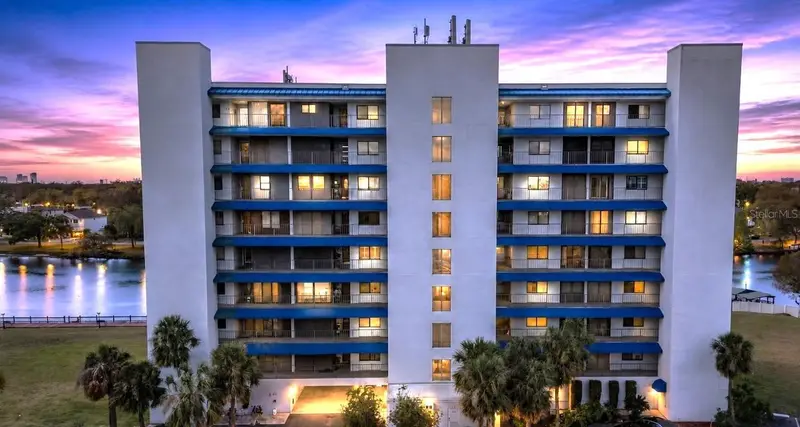 2780 N Riverside Dr #502, FL