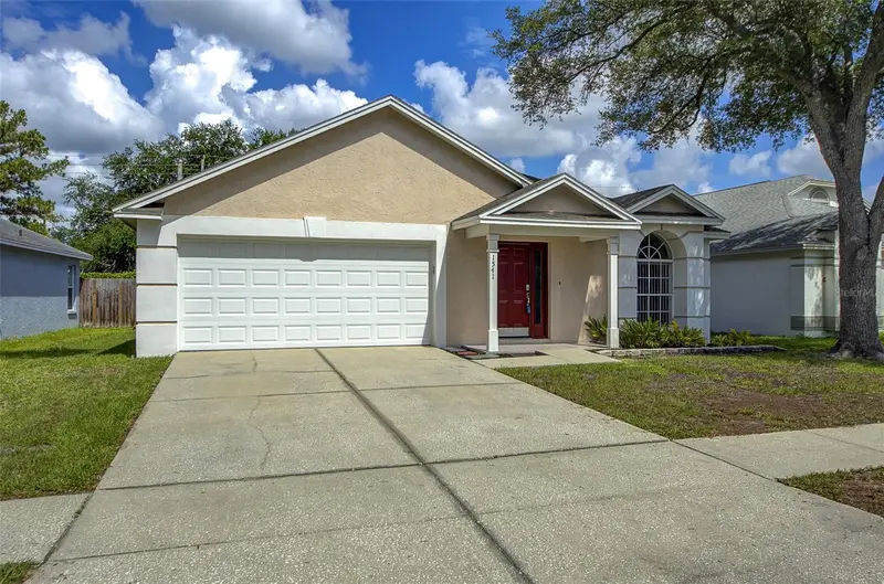1541 Chepacket St, FL