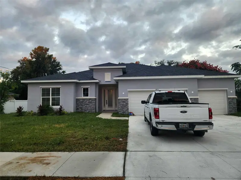 5413 Deltona Blvd, FL
