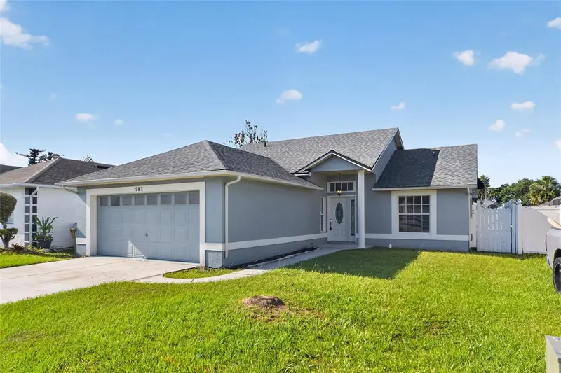 781 Country Woods Cir, FL