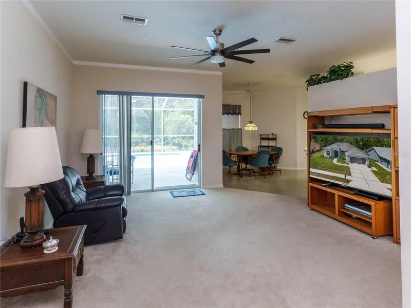 12202 Roseland Dr, FL