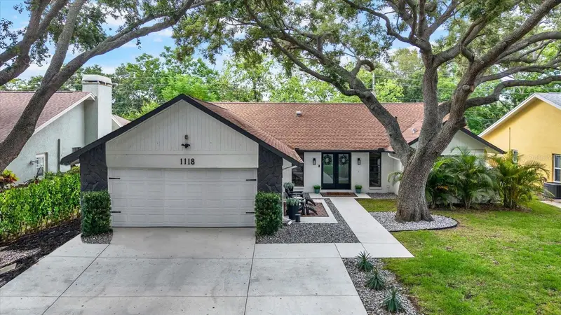 1118 Bramblewood Dr, FL